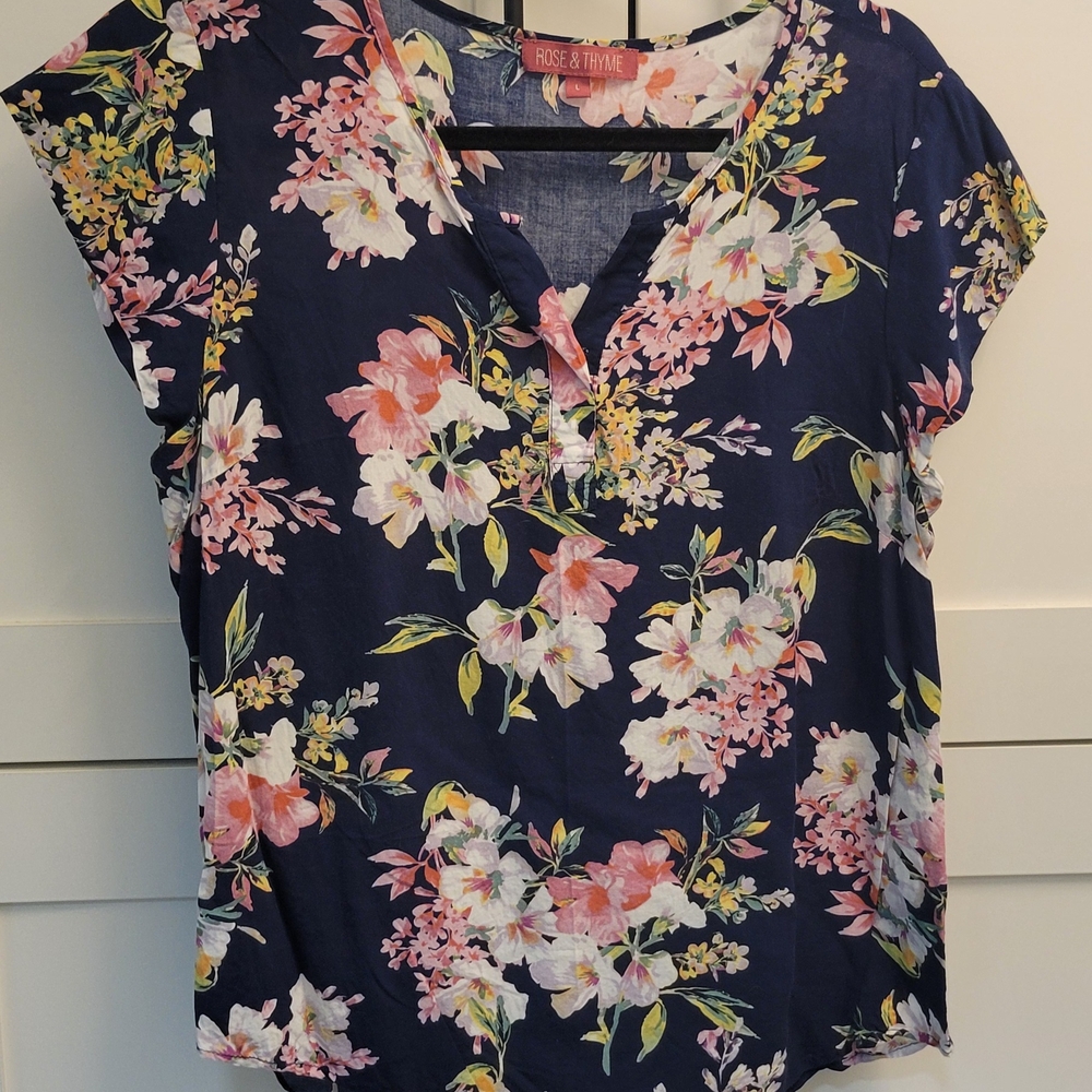 Rose & Thyme Floral Navy Blouse